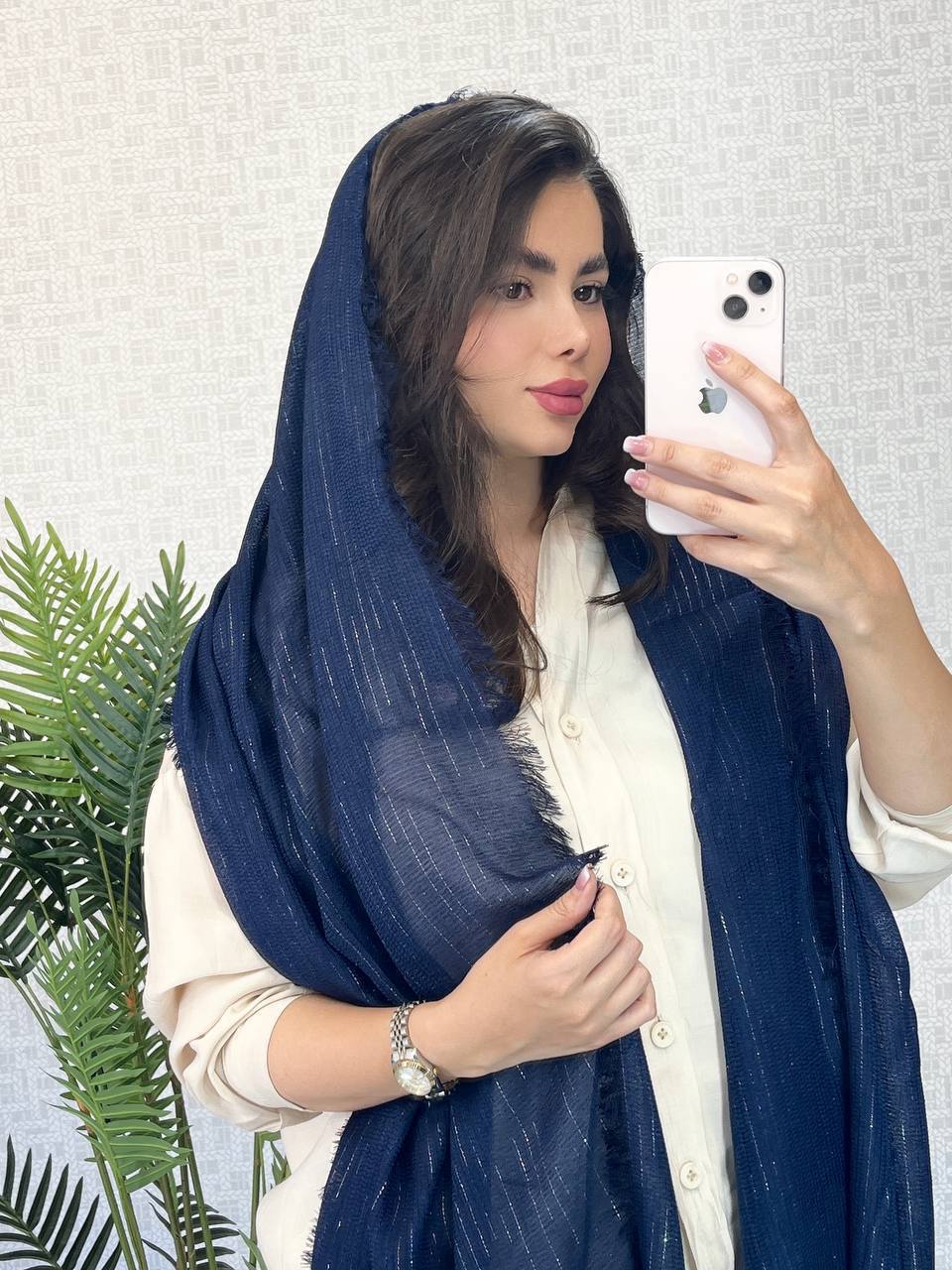 شال نخ لمه دور ریش سرمه ای